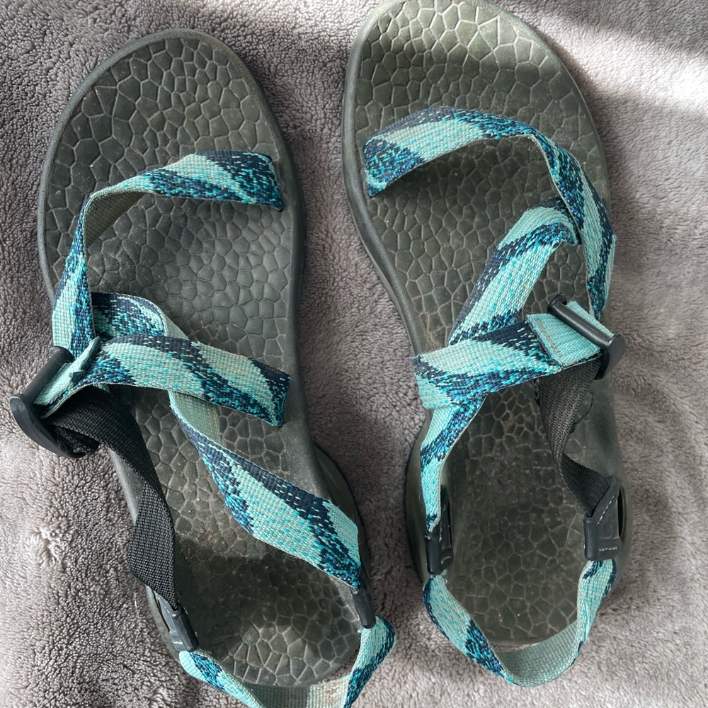 Turquoise chacos size 8